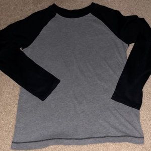 BOYS - Black and Gray Baseball Tee - Size M 10-12